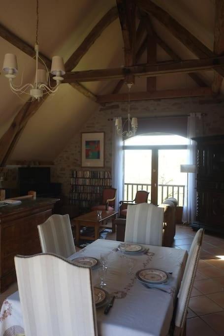 La Sagnarde, Maison En Pierre, Loubressac Exteriér fotografie
